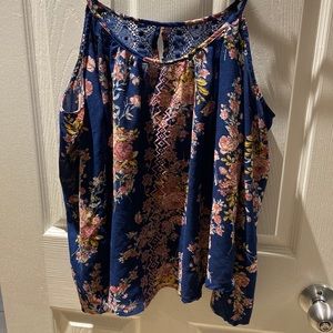 Womens blouse size medium